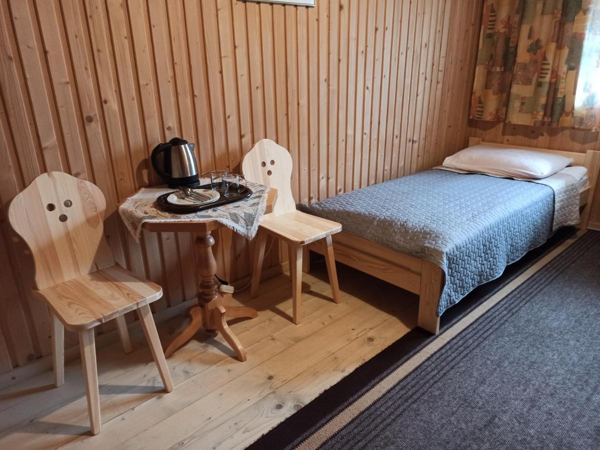 Ferienwohnung Brzoskwiniowy Dom Banska Nizna Exterior foto