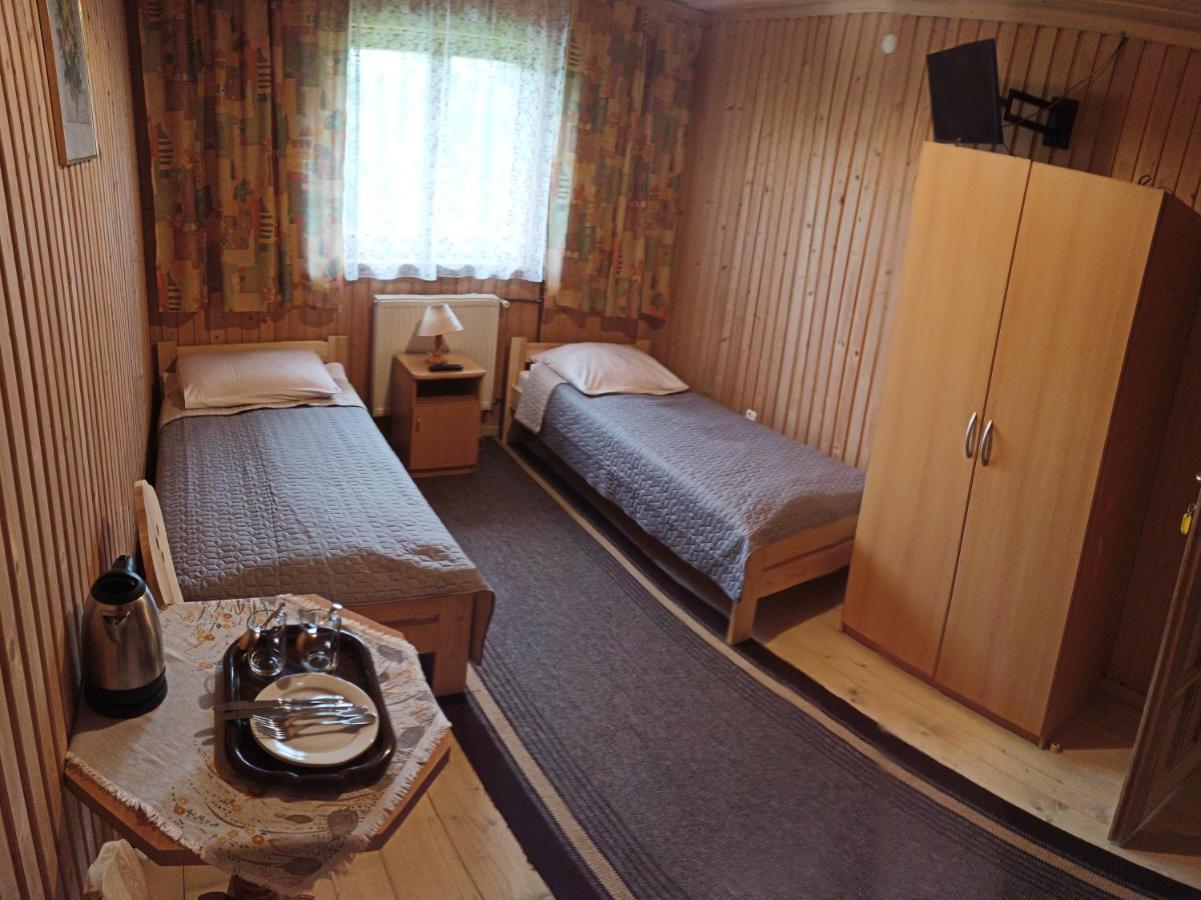 Ferienwohnung Brzoskwiniowy Dom Banska Nizna Exterior foto