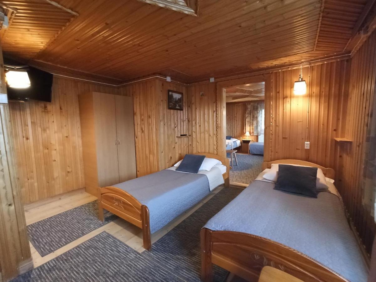 Ferienwohnung Brzoskwiniowy Dom Banska Nizna Exterior foto