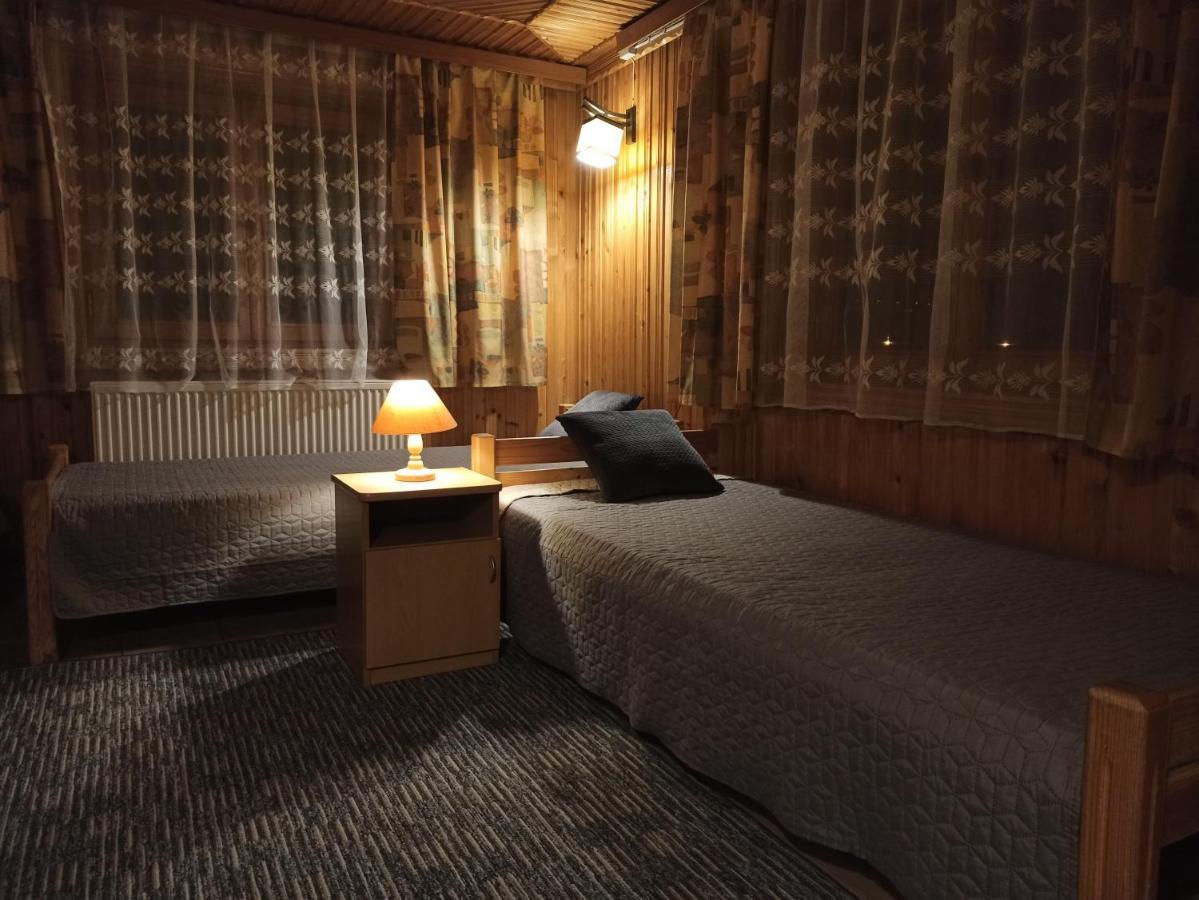 Ferienwohnung Brzoskwiniowy Dom Banska Nizna Exterior foto
