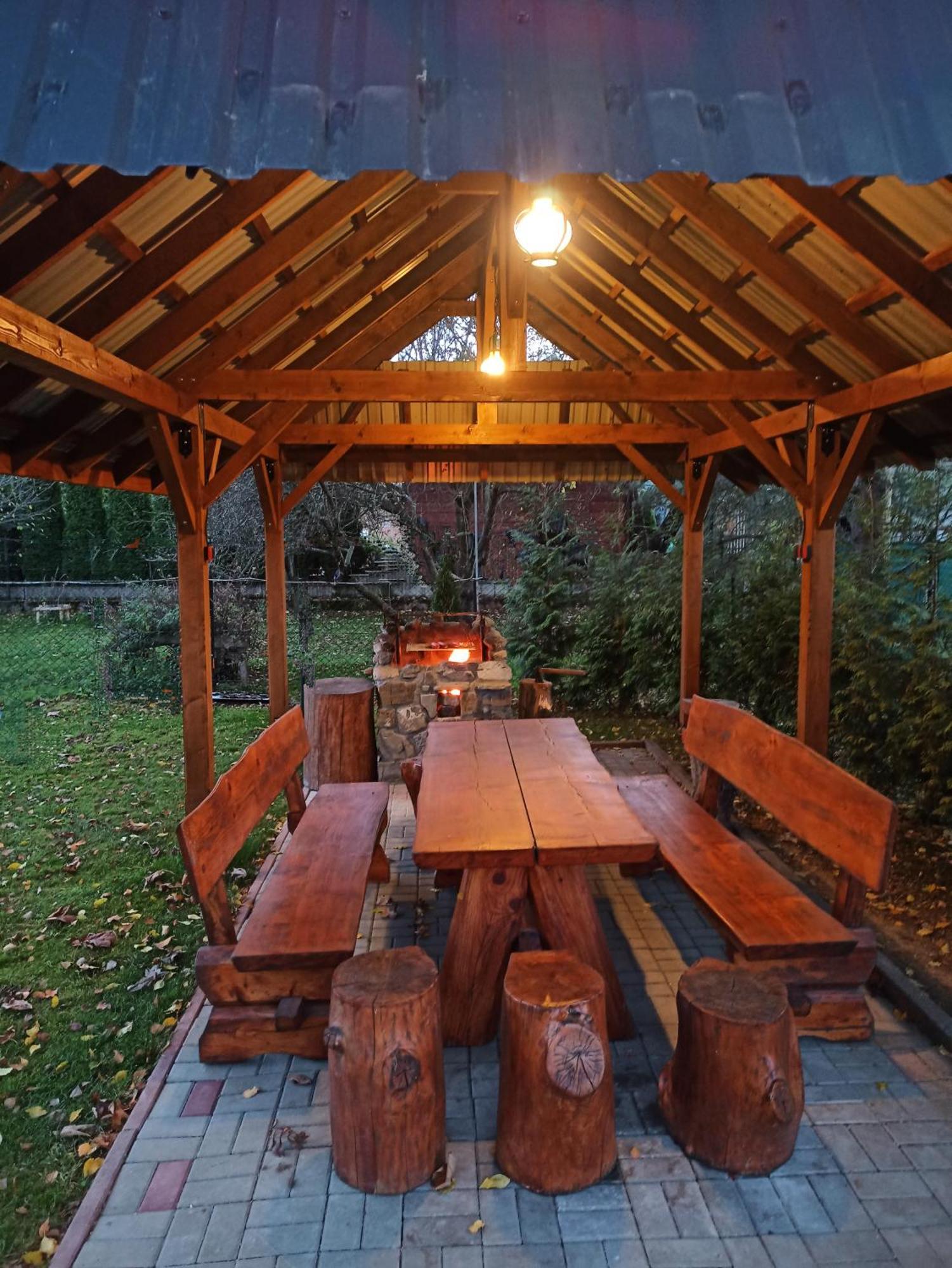Ferienwohnung Brzoskwiniowy Dom Banska Nizna Exterior foto